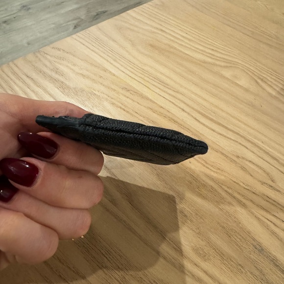 Saint Laurent Cassandre Matelasse Card Case in Lambskin - Picture 5 of 7